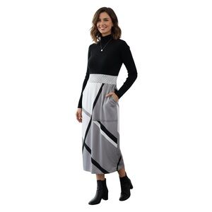 Chic Black and Gray Midi Skirt